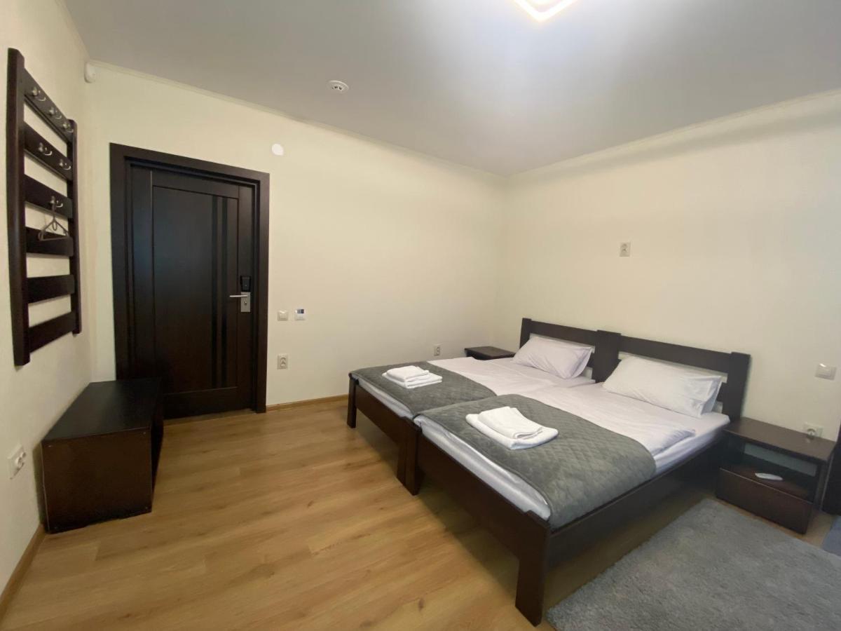 Szaboffcsik Bed & Breakfast Ujhorod Exterior foto